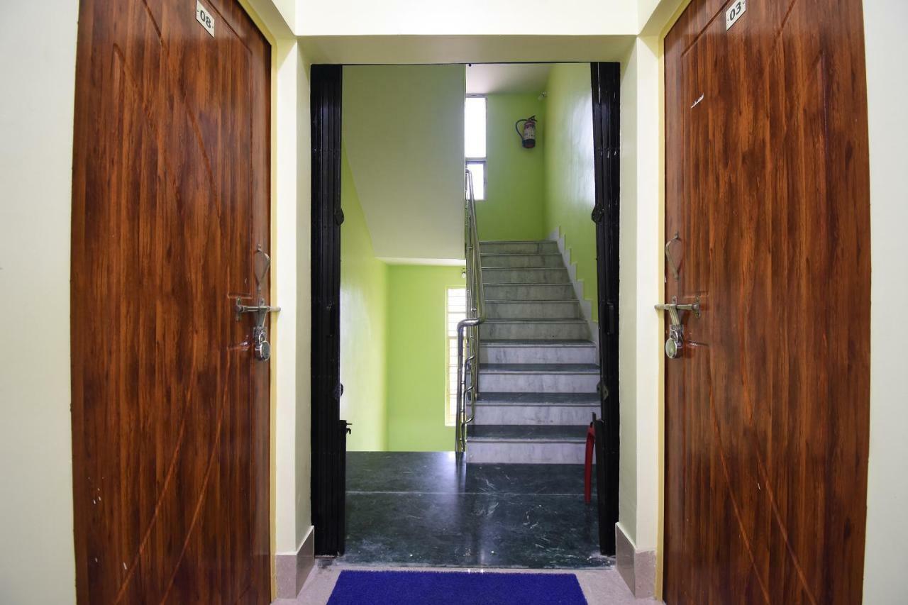 Oyo 43461 Atithya Guest House Sri Niketan Ngoại thất bức ảnh
